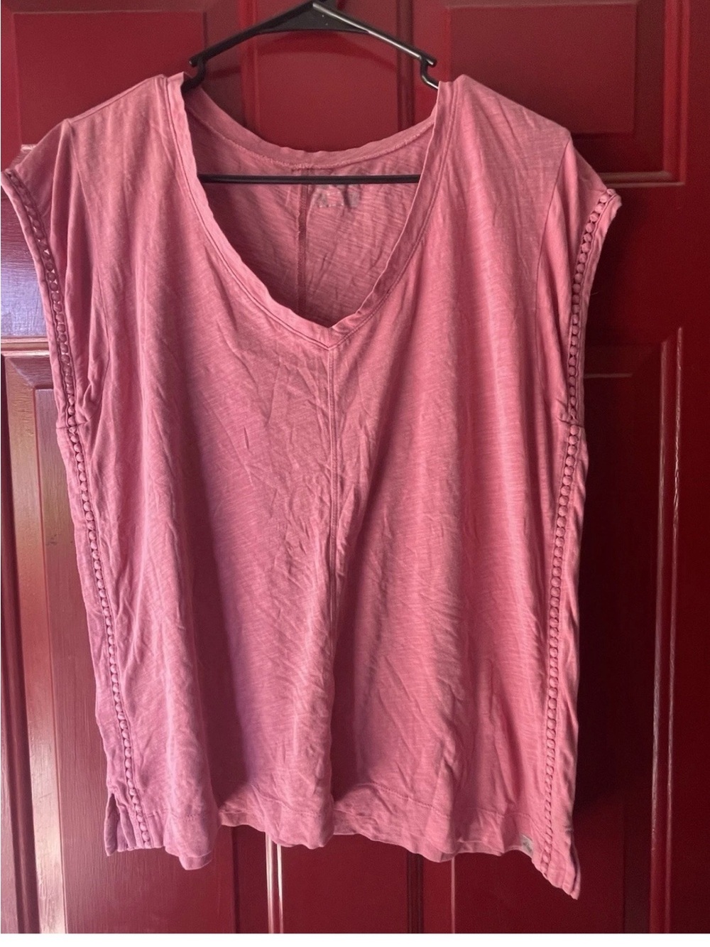 Eddie Bauer Dusty Rose Sleeveless V-Neck Tank